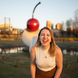 A profile image of Jenna Redfield